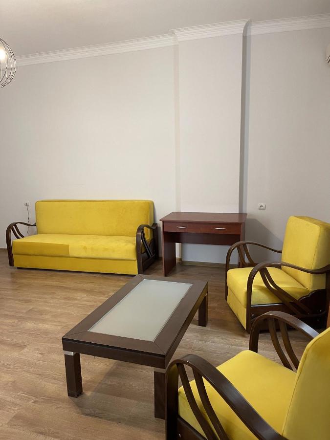 Aristocrat Hotel Tbilisi Exterior photo